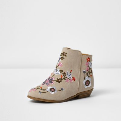 Mini girls cream embroidered ankle boots